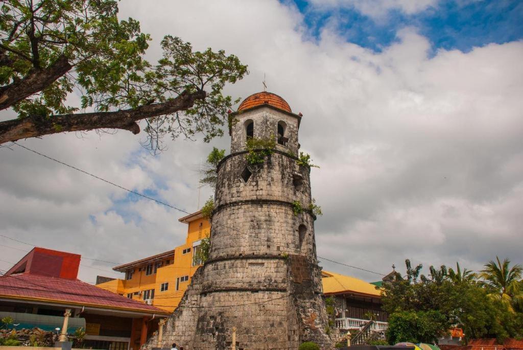 Lufian Dormitel Hostel Dumaguete City Екстериор снимка